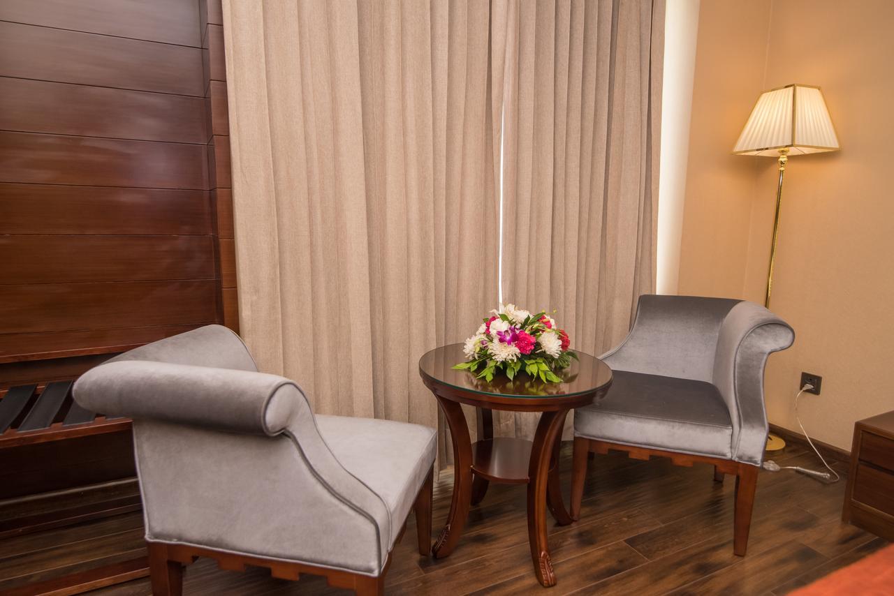 Shakun Hotels And Resorts Джайпур Екстериор снимка
