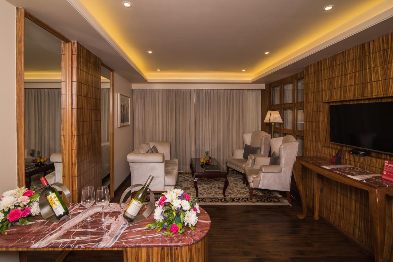 Shakun Hotels And Resorts Джайпур Екстериор снимка